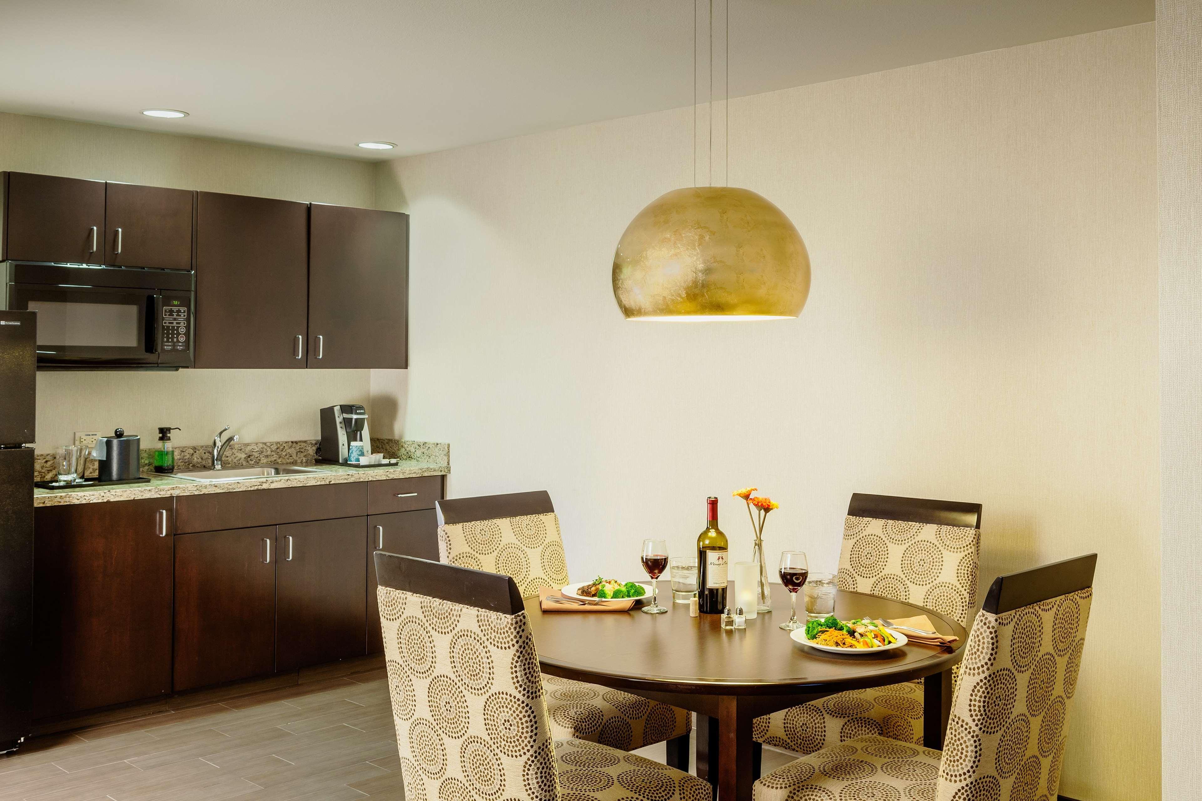 Hilton Garden Inn Eugene/Springfield Extérieur photo